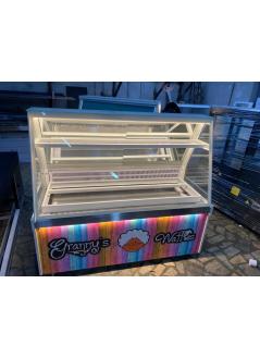 Waffle Cabinet With Front Sticker Decor